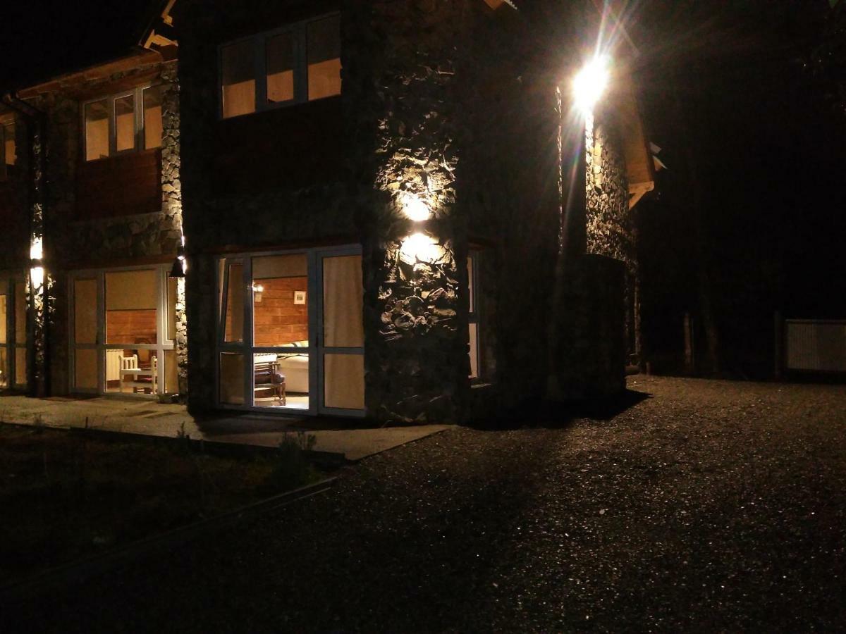 Hosteria Bajo Cero Villa La Angostura Exteriör bild